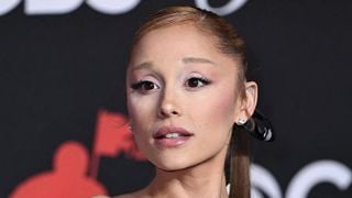 Ce n'était pas prévu, Ariana Grande abandonne le projet que ses fans attendaient tous