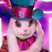 Mask Singer 2025 : Pas vu à la télé, le Lapin, grand gagnant, a pleuré sous son masque durant une chanson, "ça m'a bouleversé"