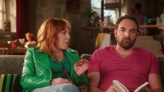 Scènes de Ménages : Fabien et Emma bientôt face à un nouveau personnage, vous allez adorer le détester