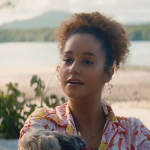 "Sans surprise elle joue mal" : Léna Situations au casting d'un film d'horreur introuvable en France, les internautes se moquent déjà