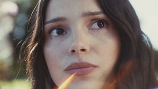 Tout le monde s'arrache Inde Navarrette : la star d'Obsession devient la muse de cette rockstar adulée de la gen Z