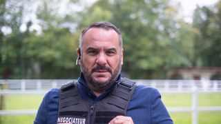 Le Négociateur saison 2 : une moins bonne ambiance dans les coulisses ? Les acteurs déçus, "On n'a pas dîné une seule fois ensemble"