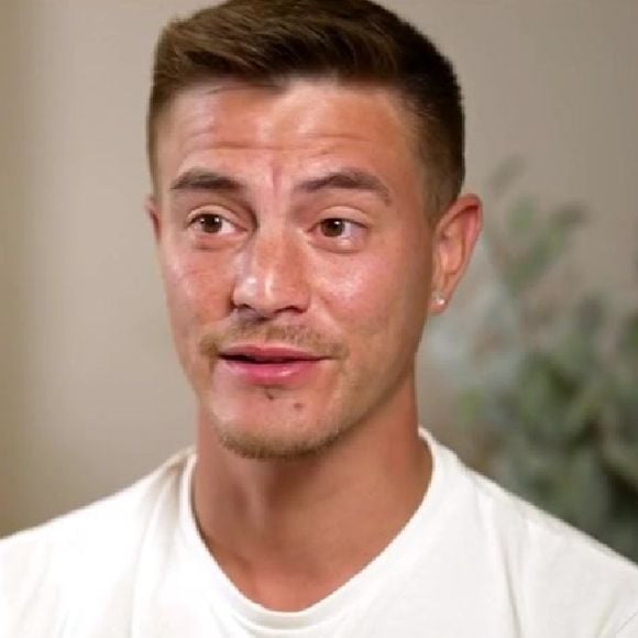Mariés au premier regard : Guillaume grillé lors d'un date en compagnie d'une autre mariée de la saison, il prend la parole !