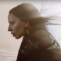 Lady Gaga : le clip dingue de "Disease"