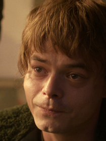Charlie Heaton tourne la page Stranger Things : l'acteur signe déjà son retour dans une nouvelle série très remarquée