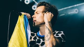 Harry Styles : face à la colère du public, la scène de sa tournée va être modifiée en urgence