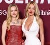 Amanda Seyfried et Sydney Sweeney à la première à Los Angeles du film La Femme de ménage au TCL Chinese Theatre IMAX à Los Angeles