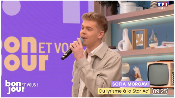 Charles fait une surprise à une prof en pleine émission