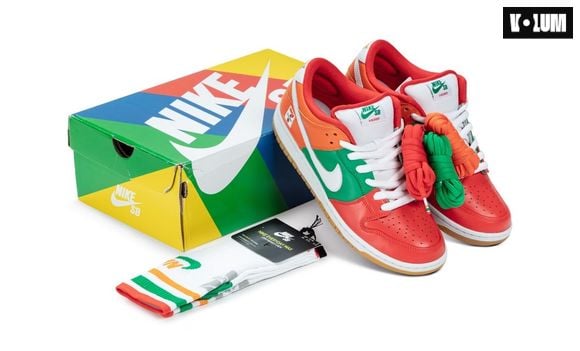 Nike SB Dunk Low 7-Eleven